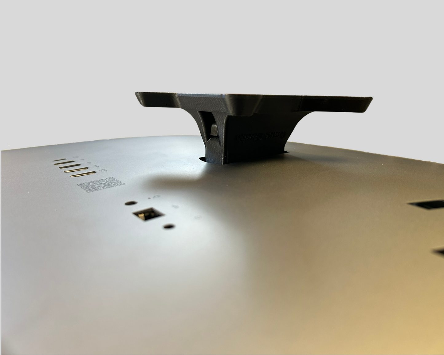 VESA Monitor Adapter compatible with HP OmniStudio X AIO 27 monitors