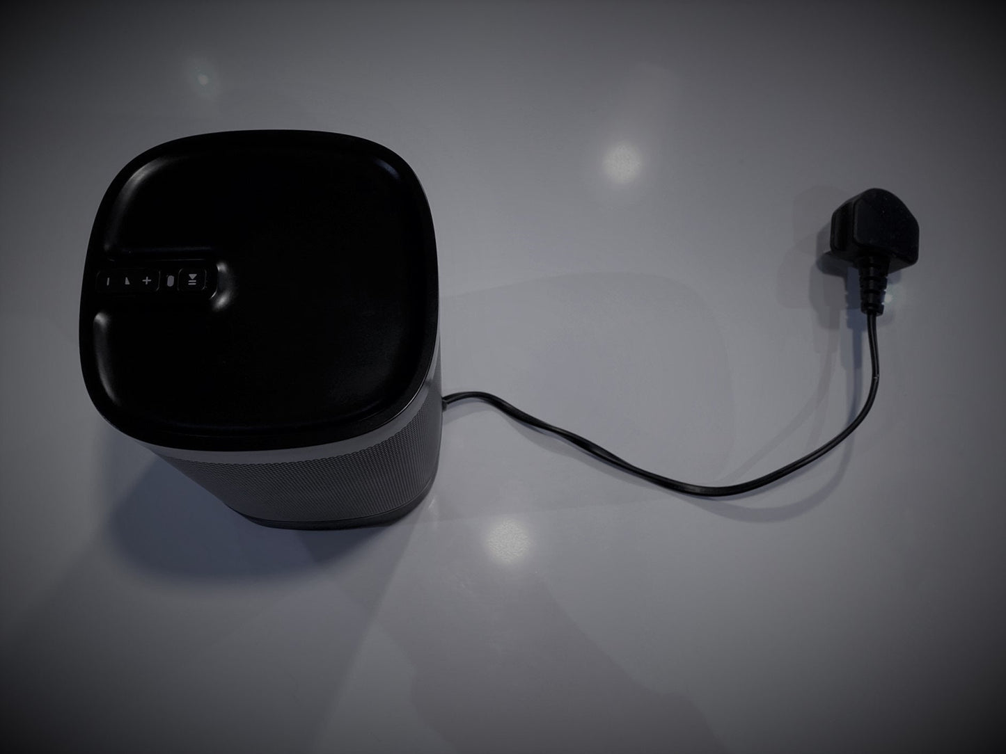 Sonos One, Play:1 Cable Tidy Base. Hidden Cable Management Solution.