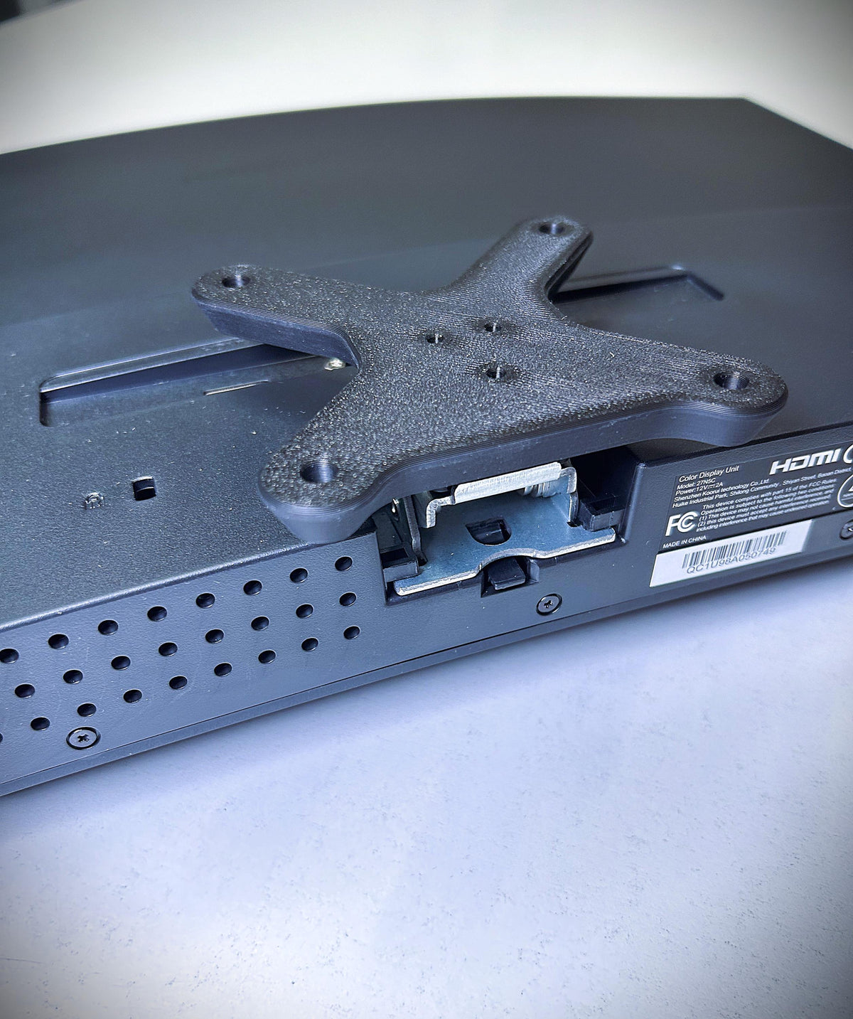 Koorui 27N5C VESA Adapter