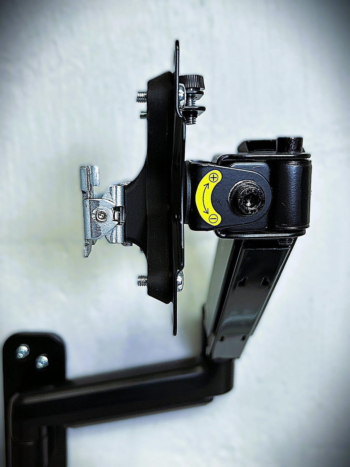 Koorui 27N5C VESA Adapter